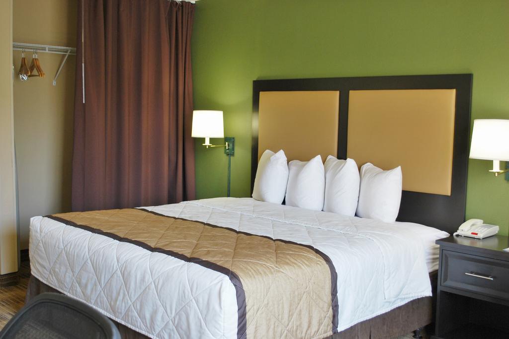 Extended Stay America Select Suites - Chicago - Lombard - Oakbrook Oakbrook Terrace Exterior photo